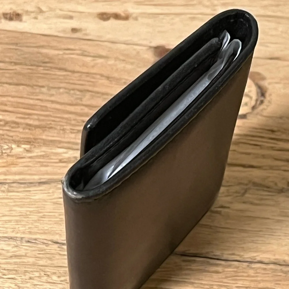 Authentic Gucci 6 Key 🔑 Wallet Black Leather